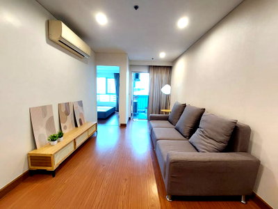 Condos for rent : RS6703 For Rent: Belle Grand Rama 9 Condo, Large Unit, Near MRT Rama 9