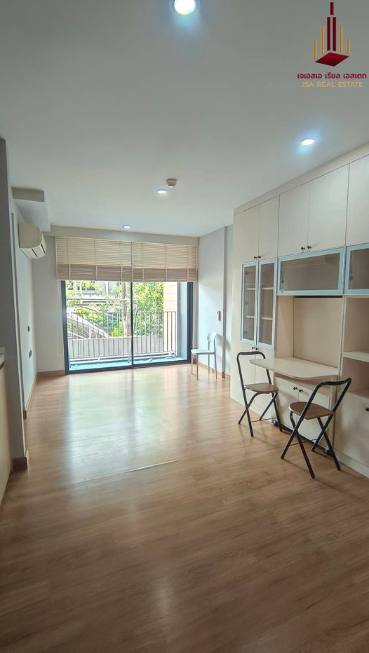 picture ✨ For Sale: Fynn Aree Condo ✨   💰 Only 4,900,000 THB - 2/7