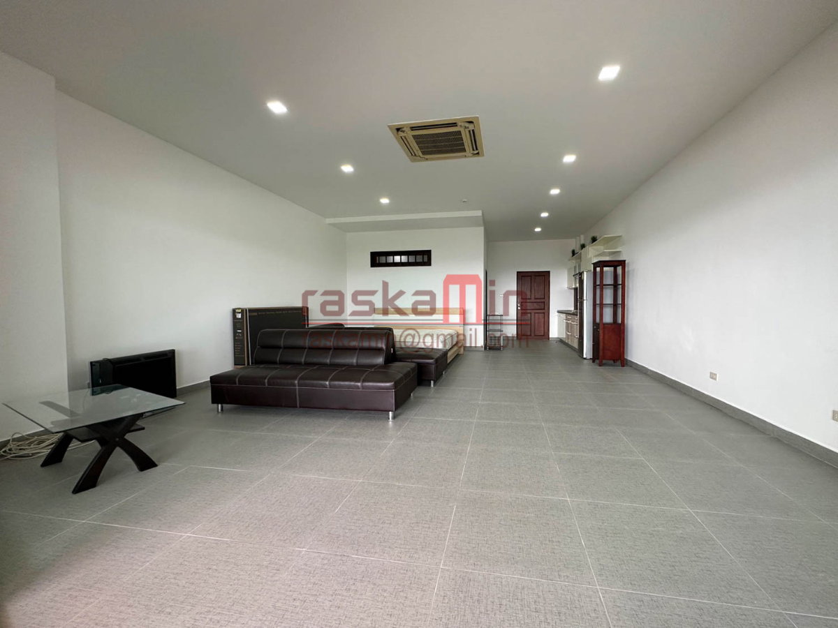 picture 🌊 Spacious Studio Condo for Sale in Wongamat | Foreign Ownership - 3/17