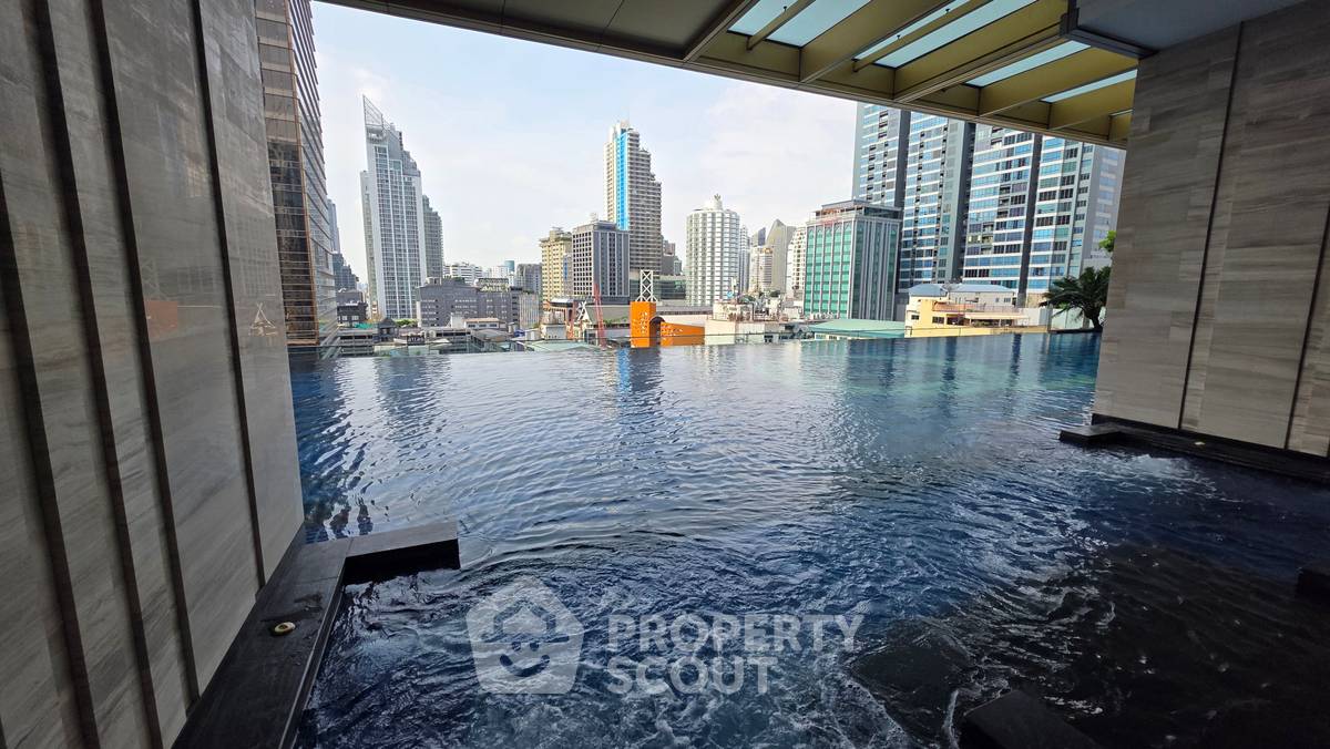 รูป คอนโด 2 ห้องนอน Q1 สุขุมวิท ใกล้ BTS นานา 20 เมตร ชั้น 24 (ID 2685169) - รูปที่ 39/40