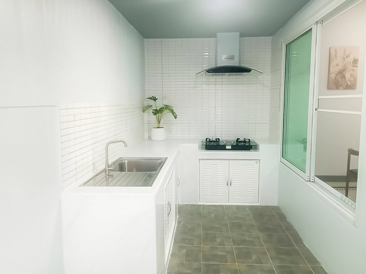 รูป Renovated Corner Townhome for Sale Nong Prue East Pattaya - รูปที่ 4/9