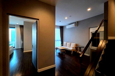 Houses for rent Assumption University Huamark Campus (Abac Huamark) : ✨ FOR RENT | The Gentry Pattanakarn 2 | Luxury 3-Storey Villa 📍 Prime City Location – Only 5 km to Thonglor, Rental Price: 250,000 THB/month
