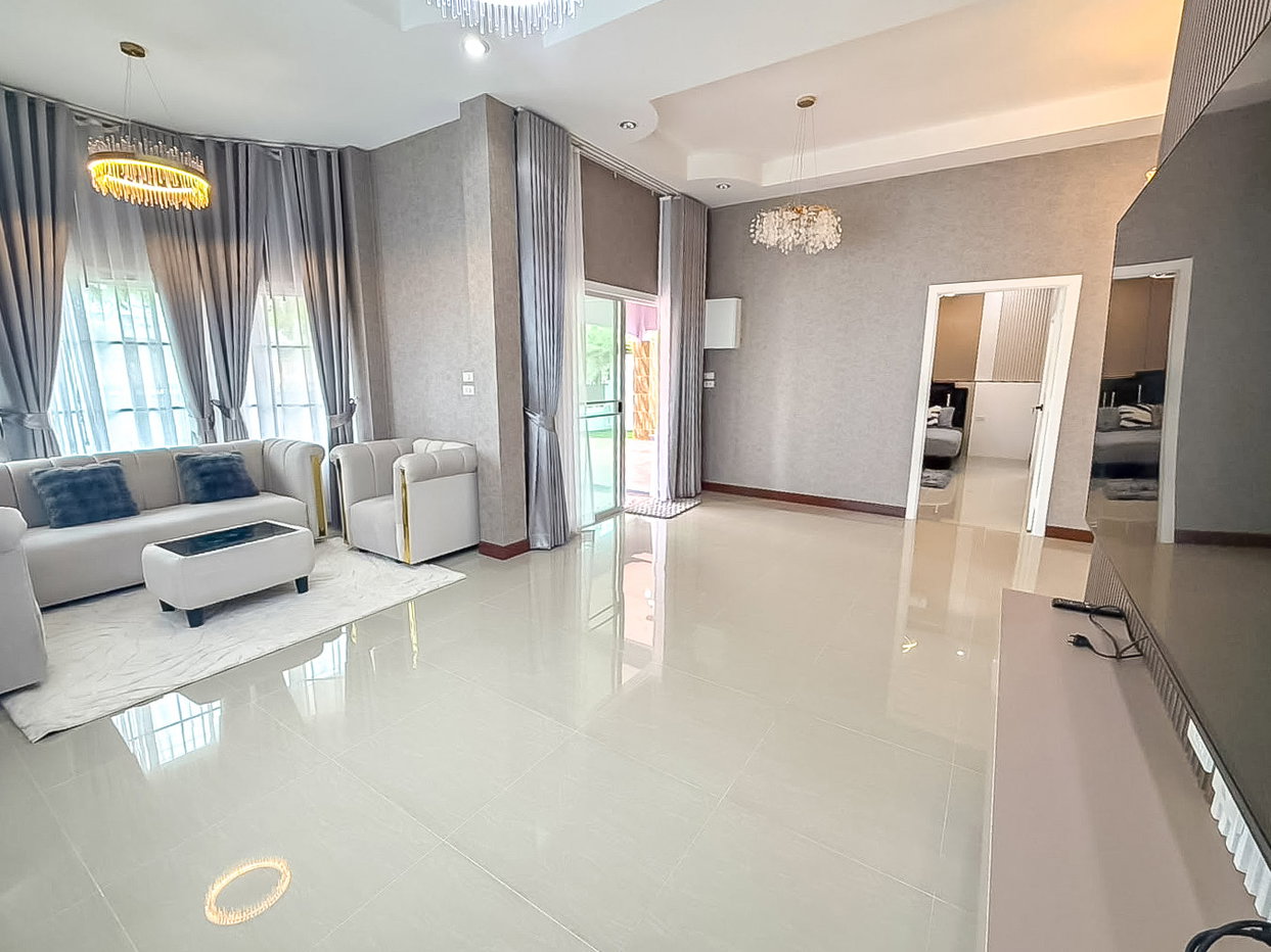 รูป House for Sale Nong Pla Lai East Pattaya 3Bedroom - รูปที่ 1/13
