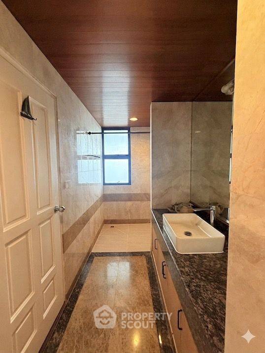 picture 3-BR 235 Sqm Condo For Rent Royal Cliff Condo Pratumnak, 16th Floor (ID 3044838) - 11/15