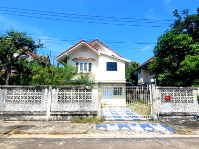 บ้านเดี่ยว ดรีมเวิลด์ : บ้านเดี่ยว 72 ตร.วา ธารารินทร์ ลำลูกกา ลำลูกกา ปทุมธานี 3.2M