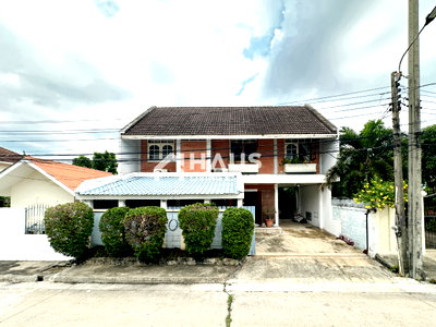 Houses for sale Chatuchak : House Soi ThesabanSongkhro 2 / 4 Bedrooms #HPCC063