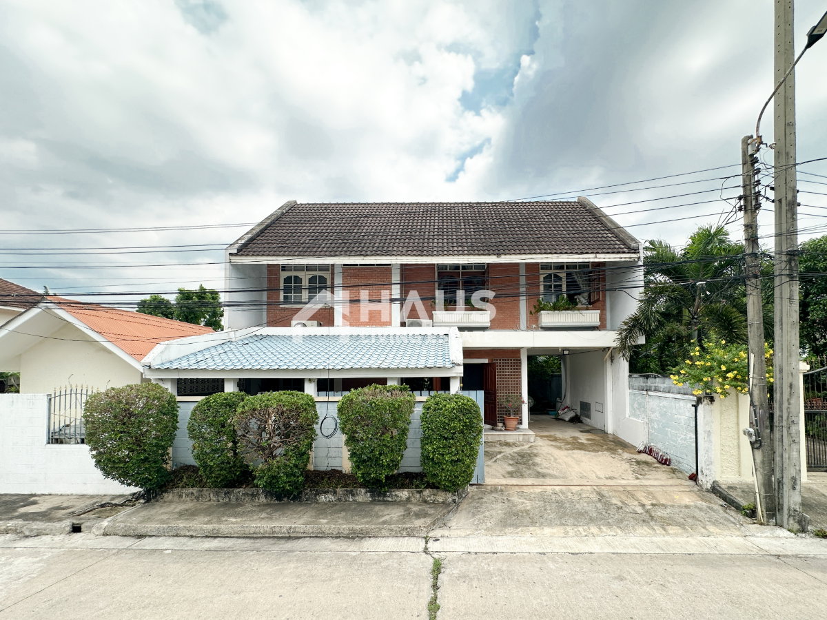 picture House Soi ThesabanSongkhro 2 / 4 Bedrooms #HPCC063 - 1/20