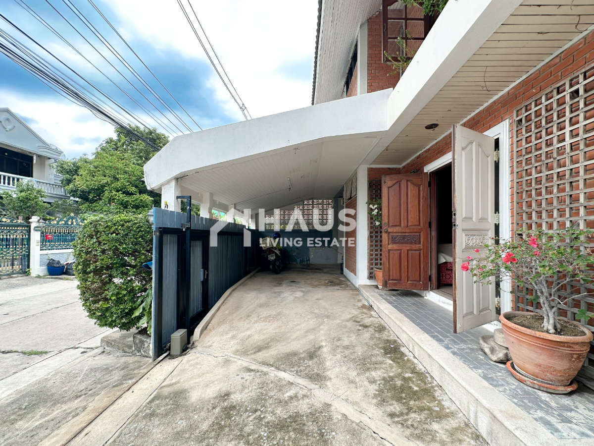 picture House Soi ThesabanSongkhro 2 / 4 Bedrooms #HPCC063 - 20/20