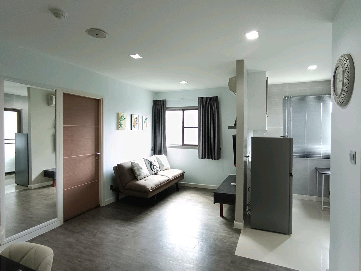 picture 🔥 B Campus - Large 2-bedroom unit for only 15,000 THB! ✨ 47 sq.m., 3rd floor. Close to universities, convenient transportation, ready to move in. 🏙️ - 3/20