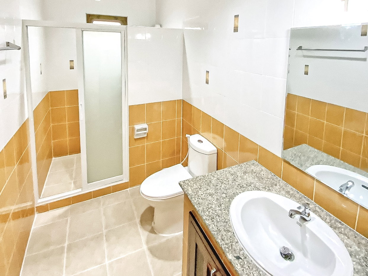 รูป Single Storey House for Sale Nong Pla Lai East Pattaya 3 Bedroom - รูปที่ 8/10
