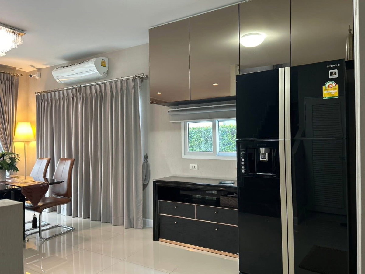 รูป 🏡✨ บ้านเดี่ยวหรูให้เช่า โครงการบุราสิริ ปัญญาอินทรา 3 ห้องนอน 3 ห้องน้ำ บ้านสวย สะอาด ตกแต่งอย่างดี เฟอร์นิเจอร์ครบ พร้อมเครื่องใช้ไฟฟ้า - รูปที่ 4/20