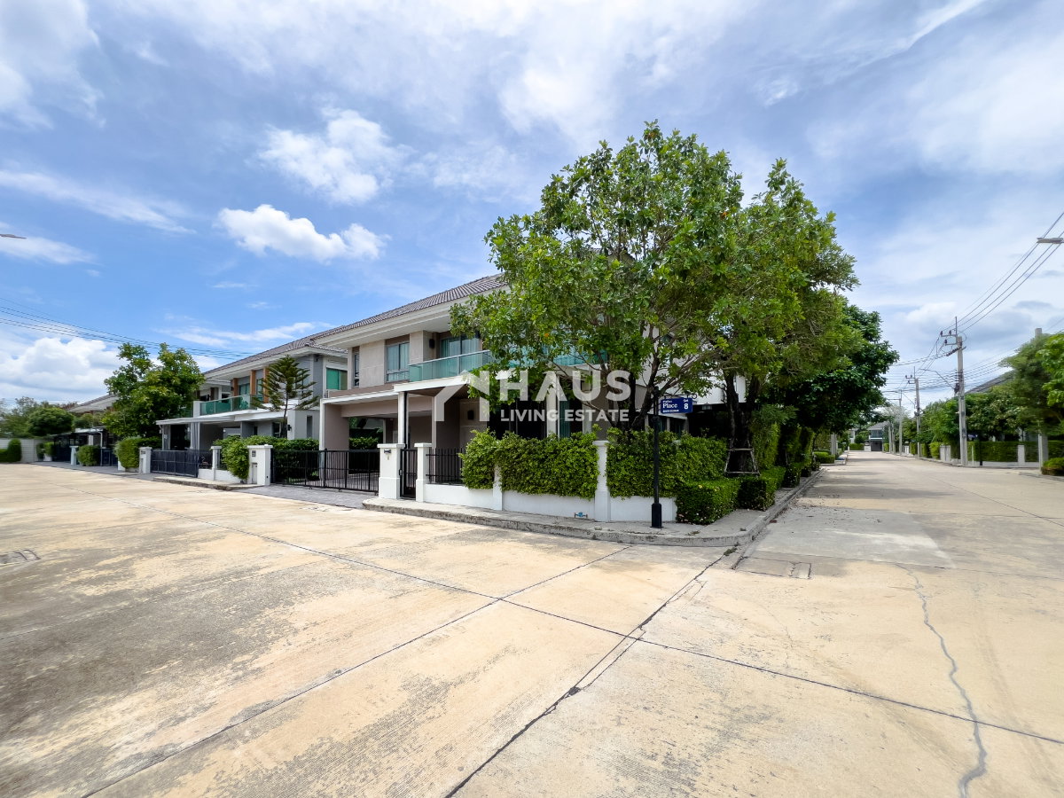 picture Perfect Place Rattanathibet-Saima / 4 Bedrooms #HRP3063 - 1/19