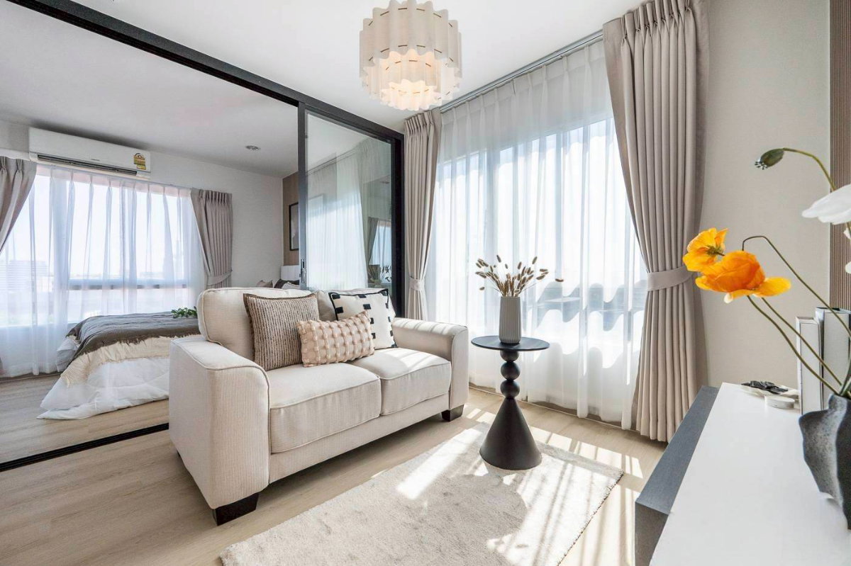 picture Selling The Crystal Condominium, Rewadee 2 | Corner unit with BTS view, only 1.299 million baht. - 3/6