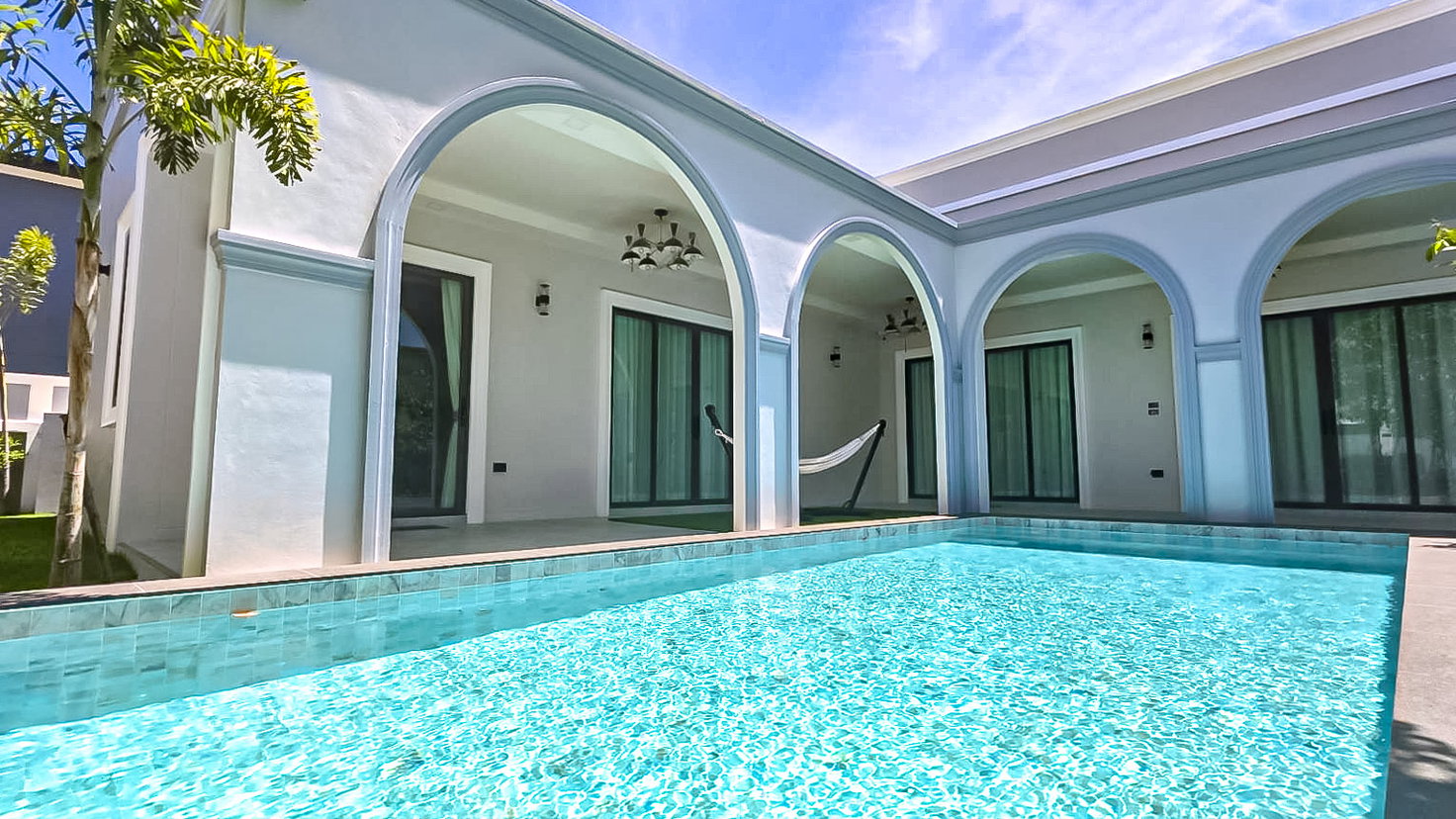 รูป Luxury Pool Villa for Sale Mabprachan East Pattaya 4Bedroom - รูปที่ 13/19