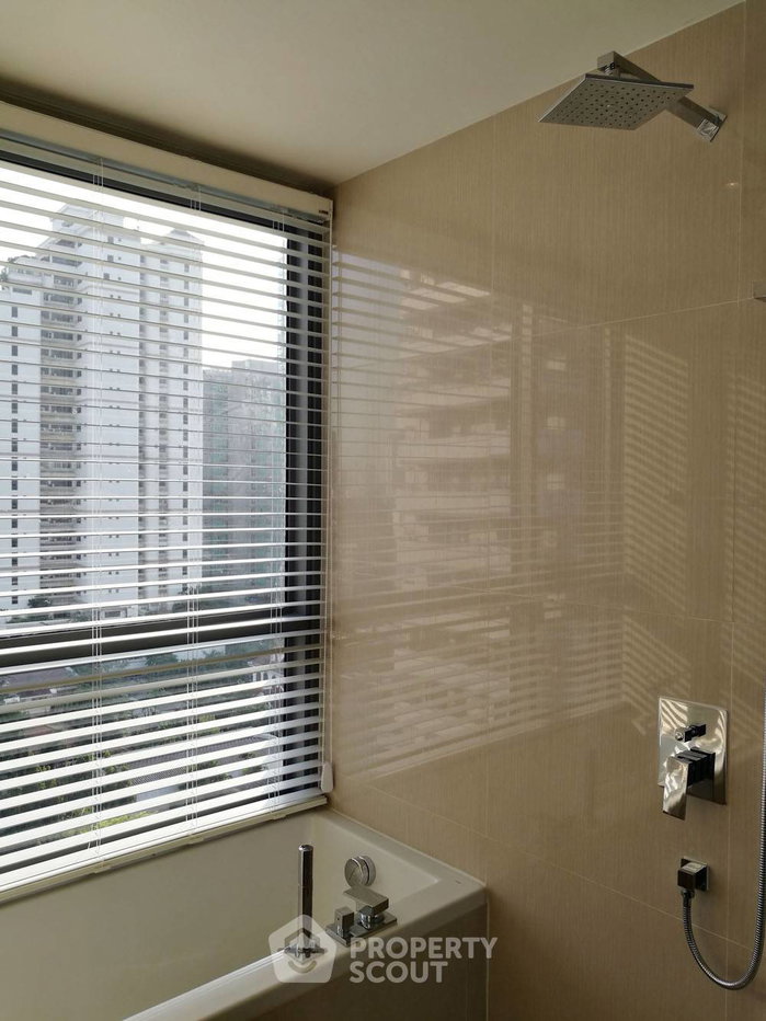 picture 2-BR Condo At H Sukhumvit 43, 12th Floor Near BTS Phrom Phong (ID 510741) - 9/12