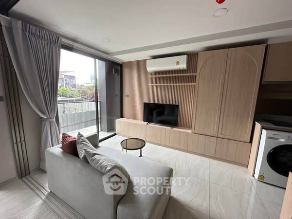 picture 1-BR Condo For Rent, Walden Asoke, 400m to MRT Sukhumvit (ID 2355894) - 3/9