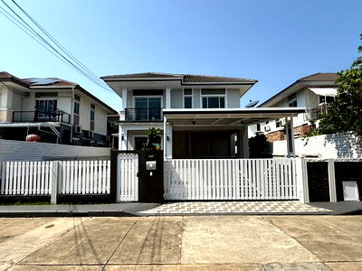 Houses for sale Samut Prakarn : 🔥 Detached House for Sale at The Plant Bangna | Prime Bangna-Trad Location | Ready to Move In