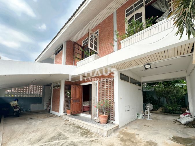 4-bed house for sale, 280 sqm, 72 sq wah, Chatuchak