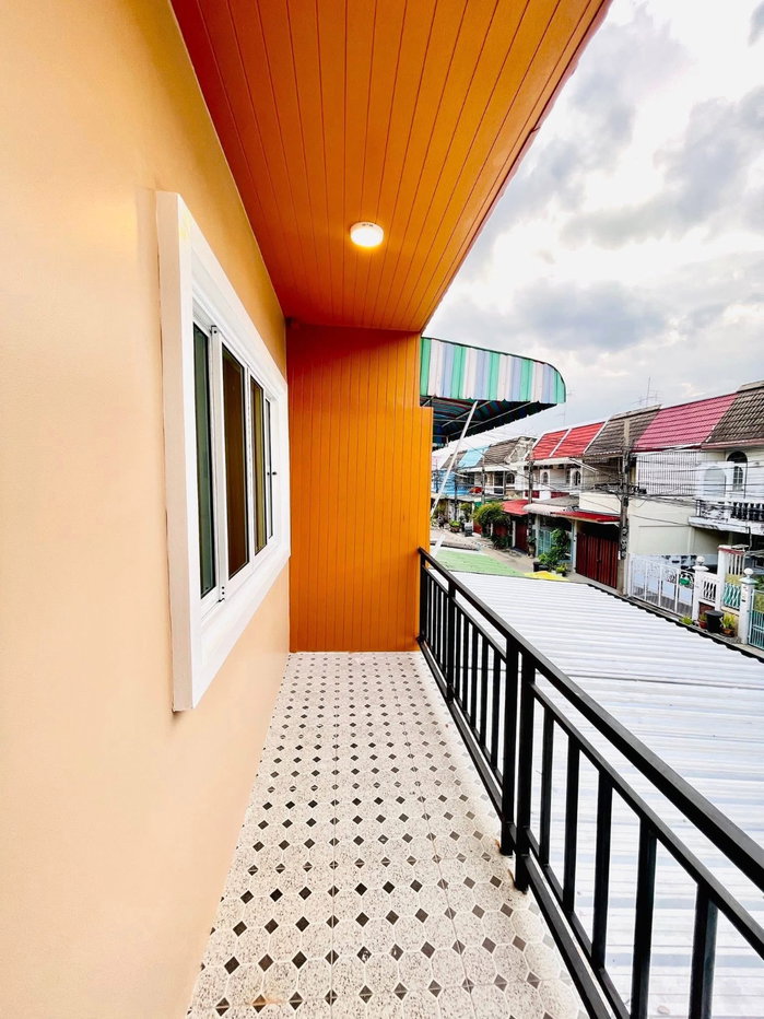 รูป 🔥 ขายทาวน์เฮ้าส์รีโนเวทใหม่ ✅ เสนาวิลล่า 84 แฮปปี้แลนด์ (Sena Villa 84 Happy Land) | ใกล้ MRT สายสีเหลือง สถานีบางกะปิ - รูปที่ 11/11