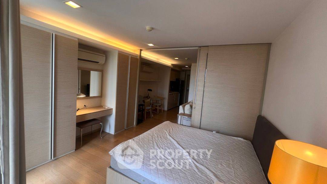 รูป คอนโด 1 ห้องนอน ที่ LIV @ 49 ชั้น 7 ขนาด 38 ตร.ม. ใกล้ BTS ทองหล่อ (ID 469357) - รูปที่ 9/25