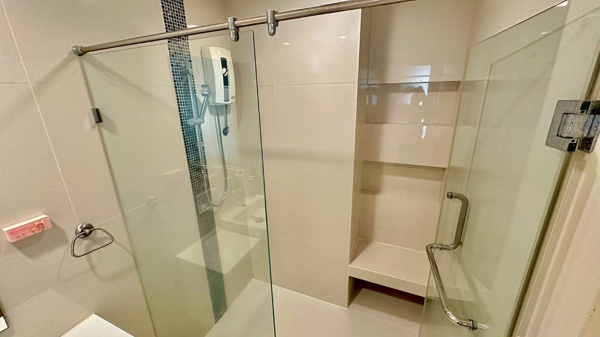 รูป 🔥 The Hotel Serviced Condo ห้องใหญ่สไตล์โรงแรม เพียง 14,000 บาท ✨ 50 ตร.ม. ชั้น 14 อาคาร A อยู่สบายเหมือนโรงแรม พร้อมเข้าอยู่ 🏙️ - รูปที่ 8/8