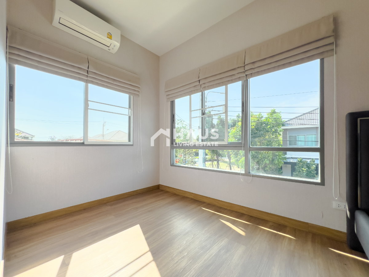 picture Perfect Place Rattanathibet-Saima / 4 Bedrooms #HRP3017 - 13/33