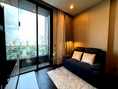 คอนโดให้เช่า : ปล่อยเช่า The esse sukhumvit 36 คอนโดหรูแต่งครบ สไตล์โมเดิร์น ห้องสวย วิวเมืองมุมสูงแบบเปิดโล่ง 1 ห้องนอน 1 ห้องน้ำ