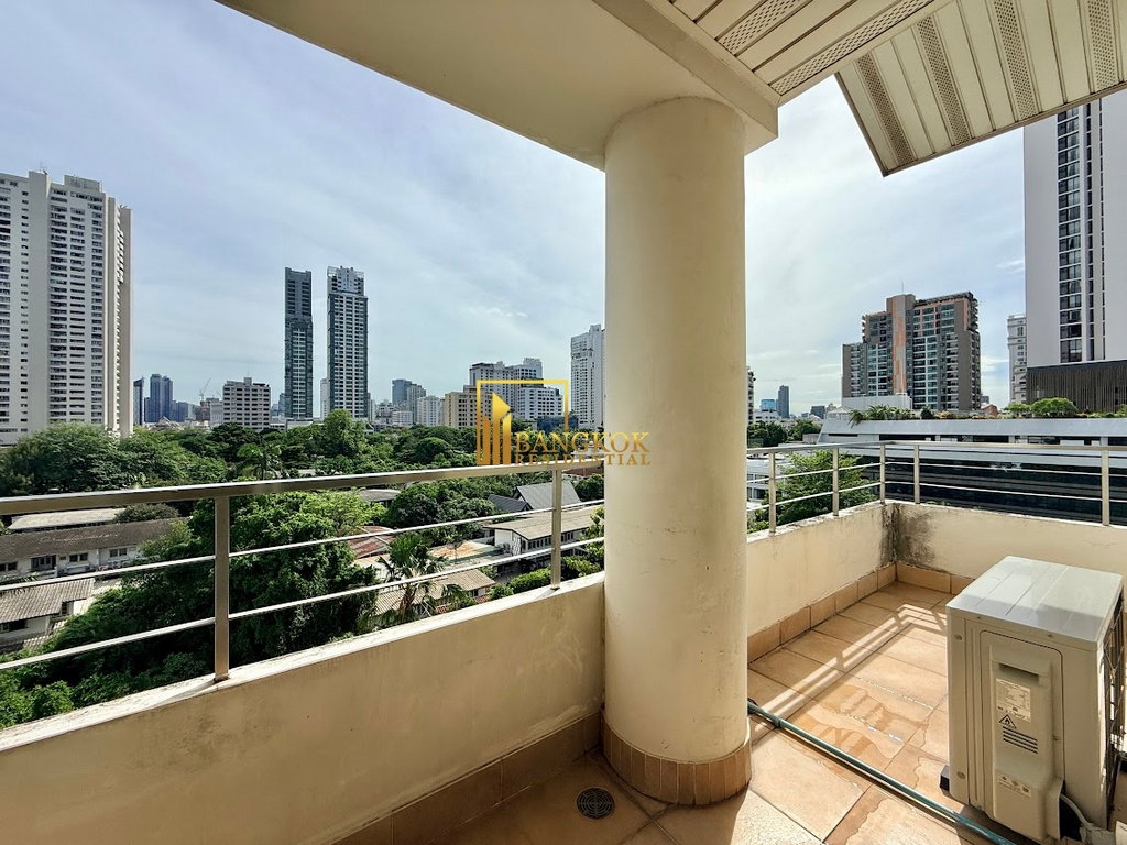 picture Spacious 3 Bed Duplex Serviced Apartment in Sukhumvit 33 - BR30442SA - 4/38