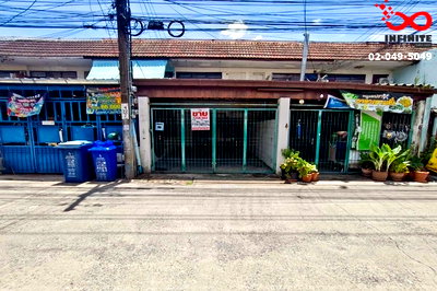 ทาวน์โฮม เขตวังทองหลาง : ขายทาวน์เฮาส์ 2 ชั้น 25 ตร.ว. ซอยลาดพร้าว 91 ทำเลดี ใกล้รถไฟฟ้าสายสีเหลือง 