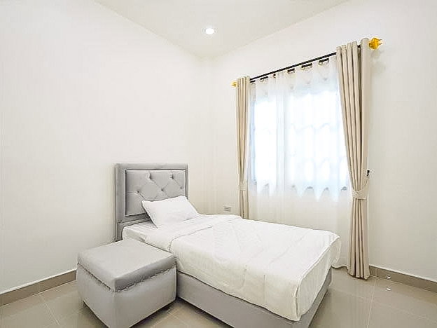 picture Luxury House for Sale Nong Pla Lai East Pattaya New 3Bedroom - 6/14