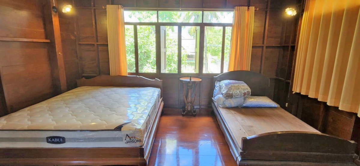 picture 2-Storey Detached House for Rent - 6/10