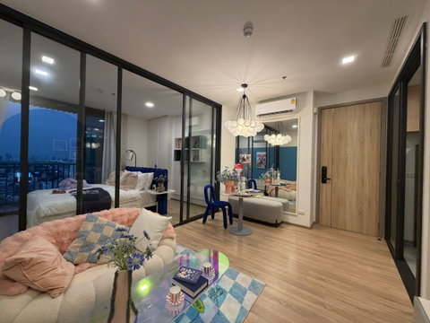 XT Phayathai    Condo For Rent / Line : @mintocondo