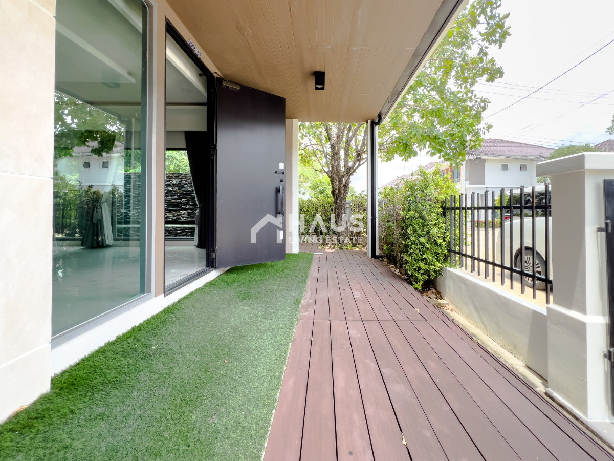 picture Perfect Place Rattanathibet-Saima / 4 Bedrooms #HRP3063 - 3/19