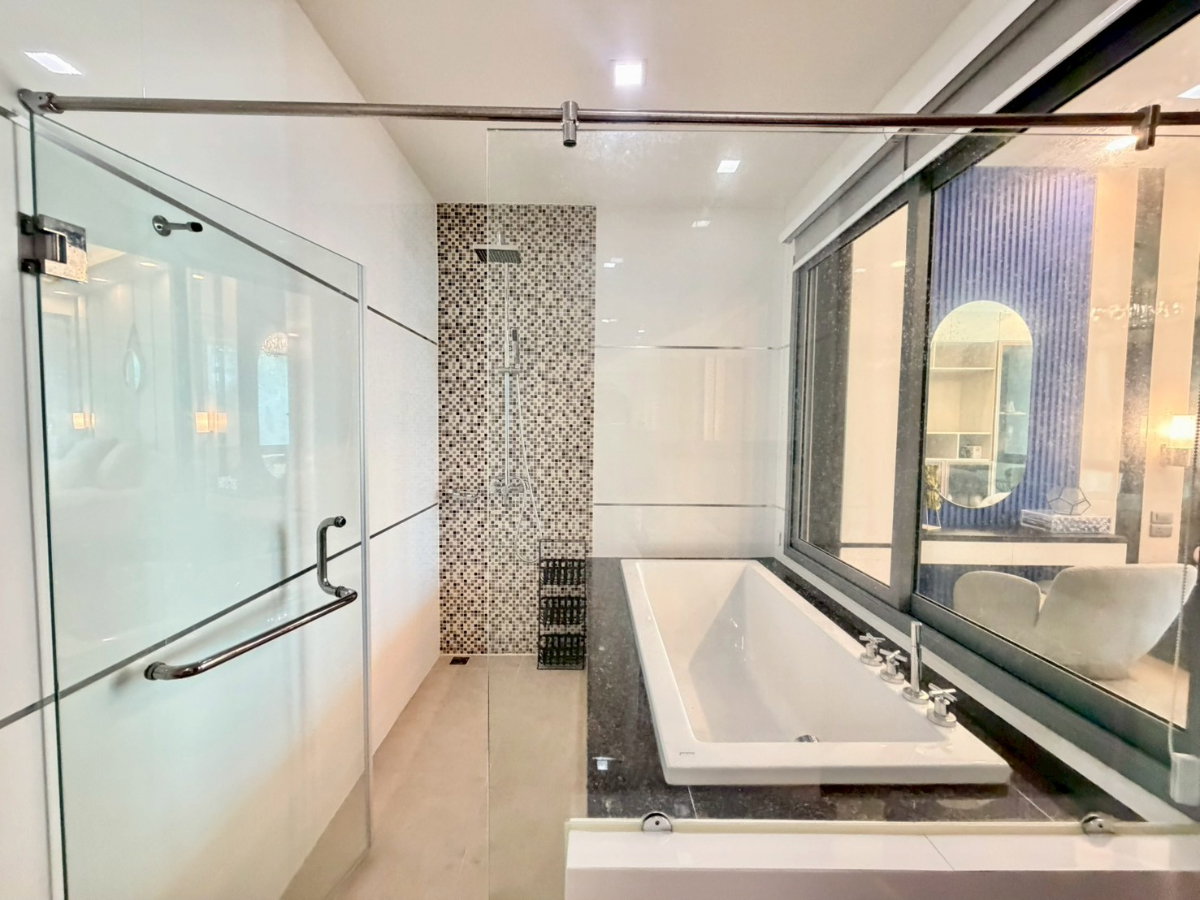 picture ✨ Rare Beachfront Duplex with Private Pool | Casalunar Paradis - 9/28