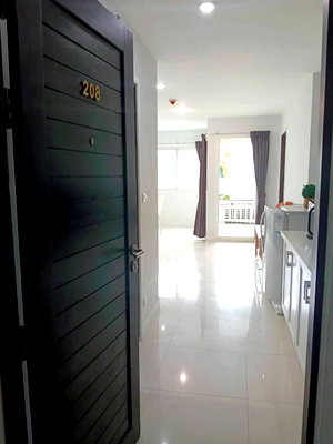 Condos for rent 700 Year Sports Arena Chiang Mai : Punna Residence 5 (Rooms for rent)