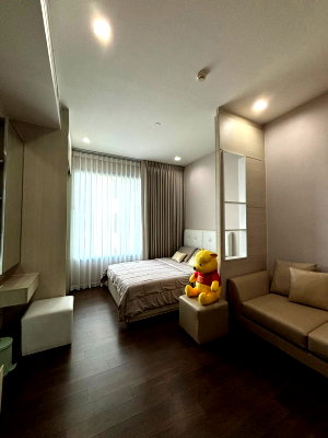 Condos for rent Big C Extra Rama 4 : 📍 For Rent: Q Asoke  Right next to MRT Phetchaburi (0 meters), 20th floor, Ready to move in.