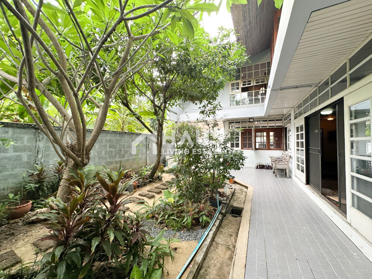 picture House Soi ThesabanSongkhro 2 / 4 Bedrooms #HPCC063 - 18/20