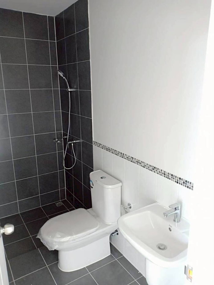picture For sales: 3-storey commercial building, 2 bedrooms, 4 bathrooms Phuket (Thalang) - 7/11