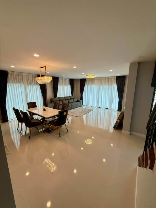รูป HR3566ให้เช่าบ้านเดี่ยวหรูหลังใหญ่ 85 ตร.ว. CENTRO วิภาวดี ใกล้สนามบินดอนเมือง & รร.นานาชาติ Harrow บ้านใหม่พร้อมอยู่ มีห้องแม่บ้าน + EV Charger  - รูปที่ 10/46