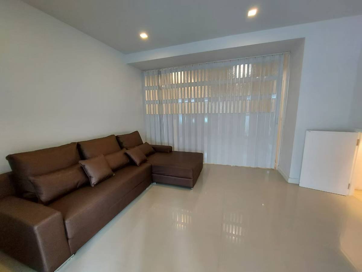 รูป HR3565ให้เช่าทาวน์โฮมหรู 3 ชั้น Plex Bangna (ติดริมถนนใหญ่ บางนา-ตราด กม.5) ใกล้ Mega บางนา Pet Friendly เลี้ยงสัตว์ได้ ทำเลดีหน้าคลับเฮ้าส์ - รูปที่ 7/22