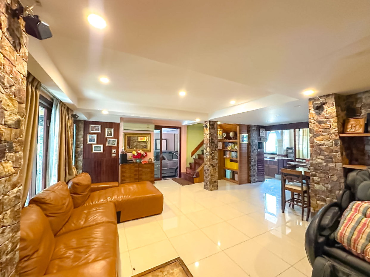 รูป Rustic Mediterranean Style House for Sale Near Jomtien Beach - รูปที่ 1/18