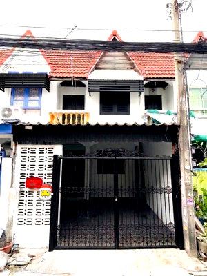 เช่าทาวน์โฮม วิทยาลัยเซาธ์อีสท์บางกอก : 🏡✨ ให้เช่าทาวน์โฮม 2 ชั้น หมู่บ้านท่าเรือ ซอยวชิรธรรมสาธิต 57 แยก 26 2 ห้องนอน 2 ห้องน้ำ ใกล้ BTS ปุณณวิถี Pet Friendly