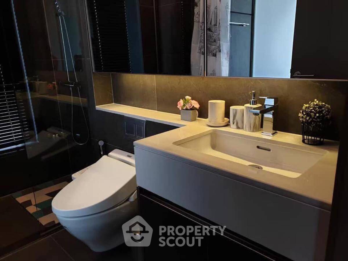 รูป คอนโด 1 ห้องนอน ชั้นสูง 39 สูง 48 ตร.ม. ที่ The Esse At Singha Complex ใกล้ MRT เพชรบุรี 100 ม. (ID 3044697) - รูปที่ 11/12