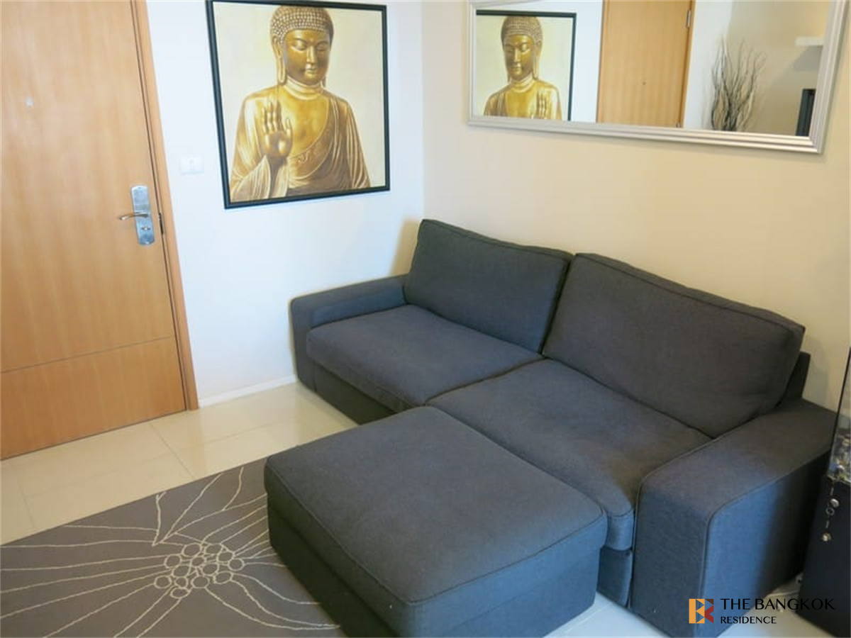 picture Villa Asoke Looking for an owner for this special unit near MRT Phetchaburi Station - 1/9