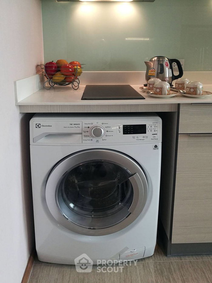picture 2-BR Condo At H Sukhumvit 43, 12th Floor Near BTS Phrom Phong (ID 510741) - 11/12