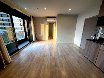 ขายคอนโด : ขาย คอนโด Ideo Mobi Sukhumvit Eastpoint | 2 Bedrooms | Fully Furnished | Ready to Move In