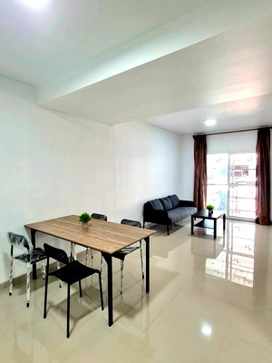 Townhouses for rent Pathumthani : (Expats are welcome)House for Rent – Pruksa Ville 84, Phaholyothin - Bangkok university - Fully furnished