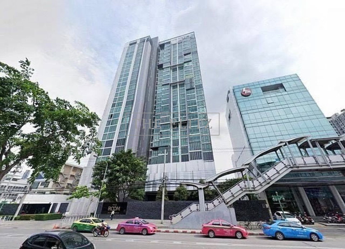 รูป ✨ THE VIP PRIVATE SANCTUARY! HIGH-END HIGH-RISE FOR RENT – 0 STEPS TO THE BTS & ONLY 2 STATIONS FROM SATHORN! ✨ - รูปที่ 12/19