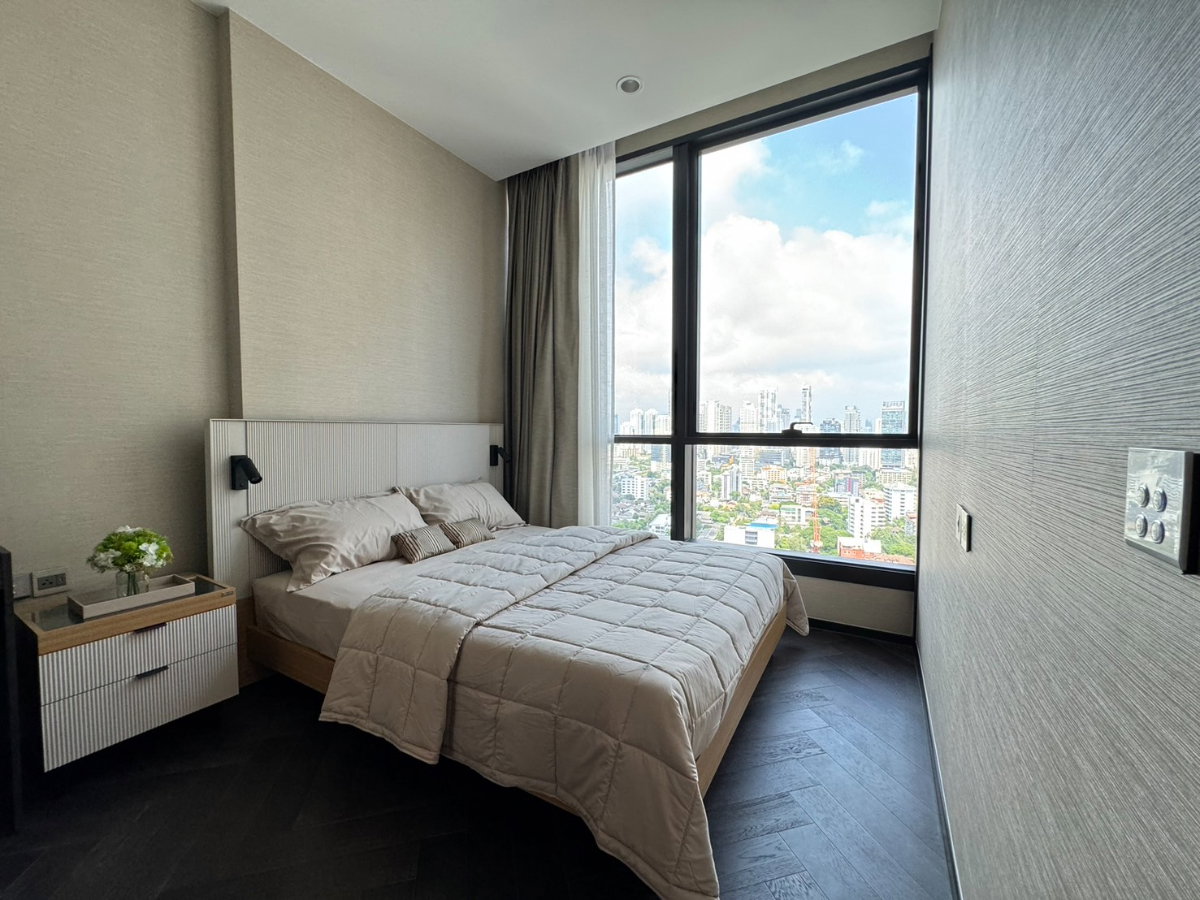 รูป ปล่อยเช่า The esse sukhumvit 36 คอนโดหรูแต่งครบ สไตล์โมเดิร์น ห้องสวย วิวเมืองมุมสูงแบบเปิดโล่ง 1 ห้องนอน 1 ห้องน้ำ - รูปที่ 5/10