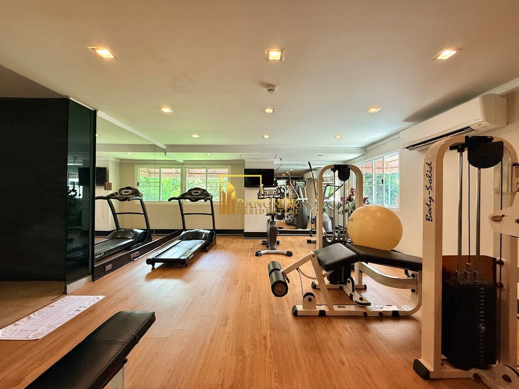 picture Spacious 3 Bed Duplex Serviced Apartment in Sukhumvit 33 - BR30442SA - 31/38